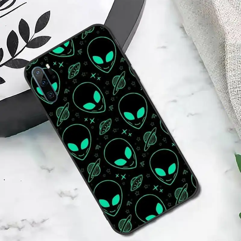 

Lovely Cartoon alien space Phone Case For Huawei honor Mate P 10 20 30 40 i 9 8 pro x Lite smart 2019 nova 5t