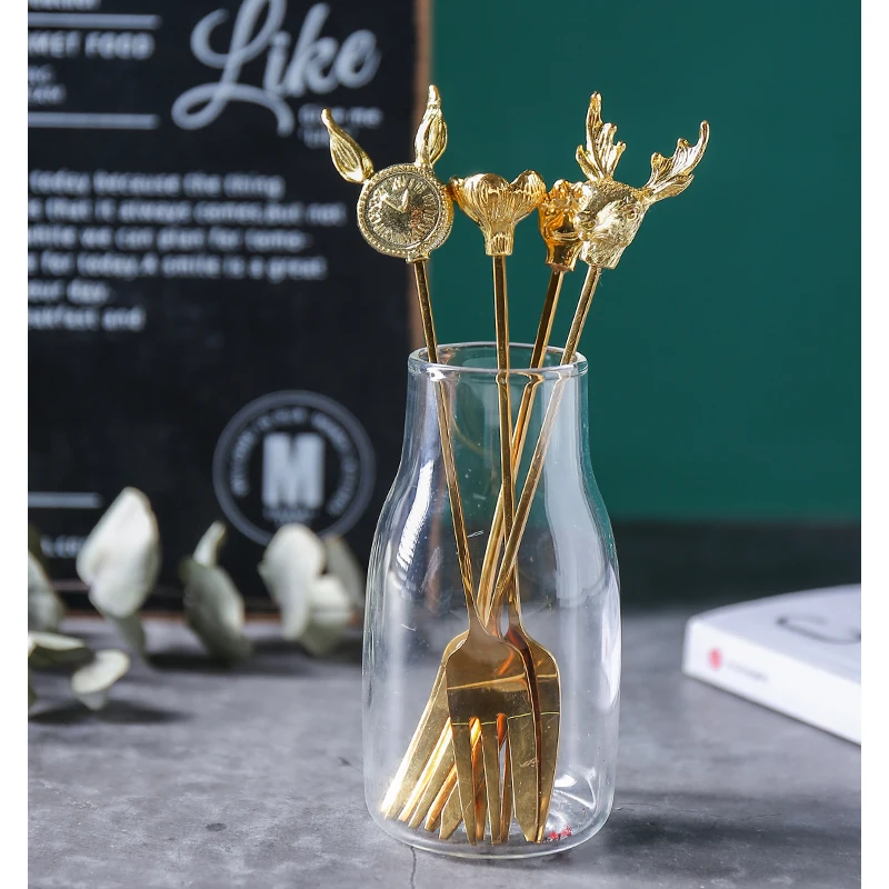 

Light Luxury Style Dessert Spoons Forks for Cakes Fruit Stainless Steel Coffee Stirring Rods Gold Animal Pattern Kitchen Flatwar