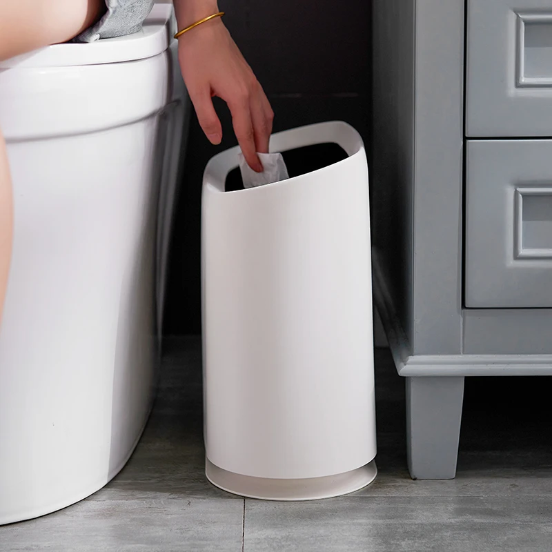 Мусорное ведро для туалета в гостиную пластиковое с прорезями овальное