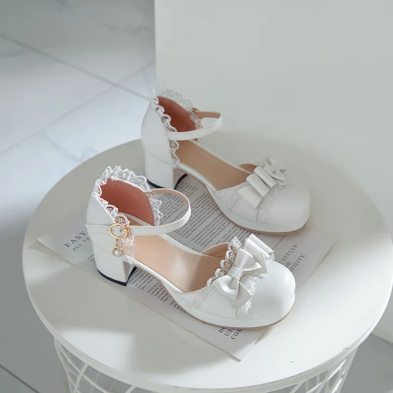 

Bow Shoes Low Sandals Woman Leather Summer Heels Large Size Buckle Strap Suit Female Beige Round Toe Low-heeled Spring Girls Big