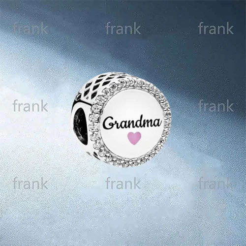 

ENG792016CZ_53-Pan-Grandma-Charm