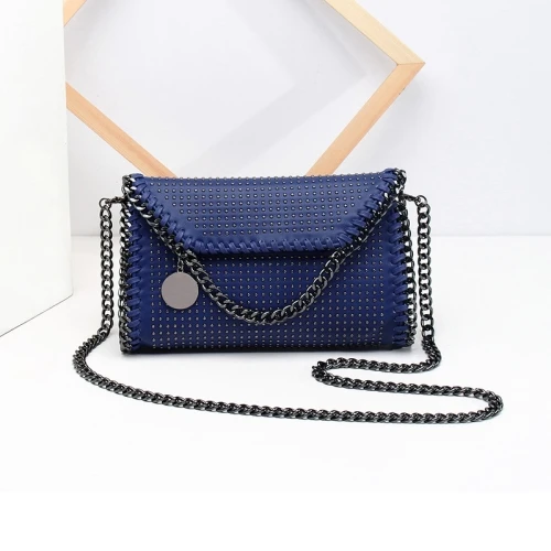 Бренд razaly Высококачественная дизайнерская цепь черного металла из искусственной кожи в форме ведерка сумка конверт клатч рок-мешок сумочки с заклепками маленький - Цвет: blue bag