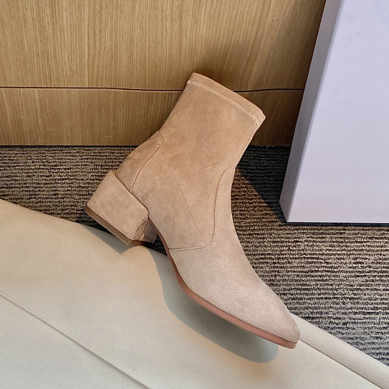 

Women Boots Winter Ankle Boots Square Heel Short Boots Fashion square Toe Shoes Female Autumn Black Plus Size 33-43