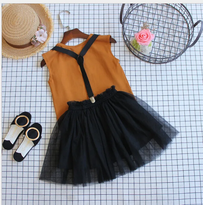 Children's clothing 2020 summer new girls cartoon vest sleeveless top + strap yarn skirt two-piece suit sets | Детская одежда и