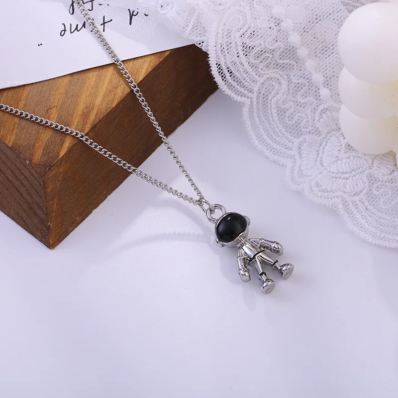 

2pcs Universe Space Astronaut Robot Star Pendant Necklace Hip-hop Street Pop Beads Chain Punk for Men Women Party Jewelry Gift