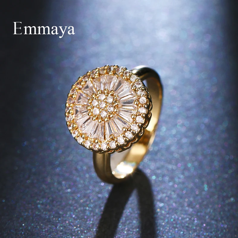 Женское кольцо в форме подсолнуха Emmaya вечернее круглой формы с кубическим