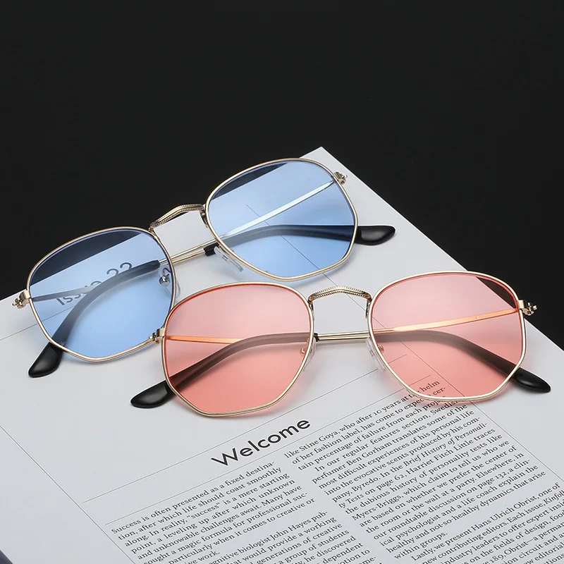 

Fashionable Ocean Womens Sunglasses Female Wild Squaremetal Glasses New Eyeglasses Alloy