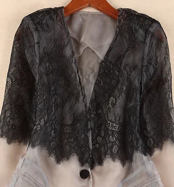 

2021 spring new V-neck top thin lace splicing medium length sleeve suit for women