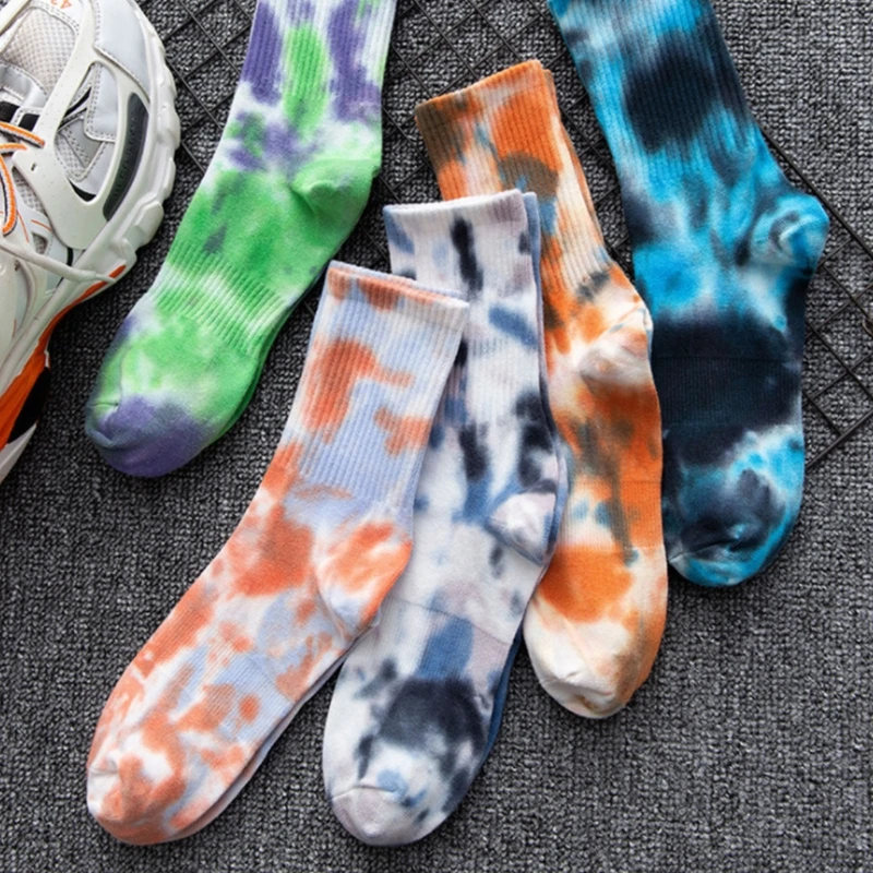 

Носки с градиентным принтом для мужчин и женщин, спортивные Чулочно-носочные изделия в стиле Харадзюку, хип-хоп, скейтборд, баскетбол, в стил...