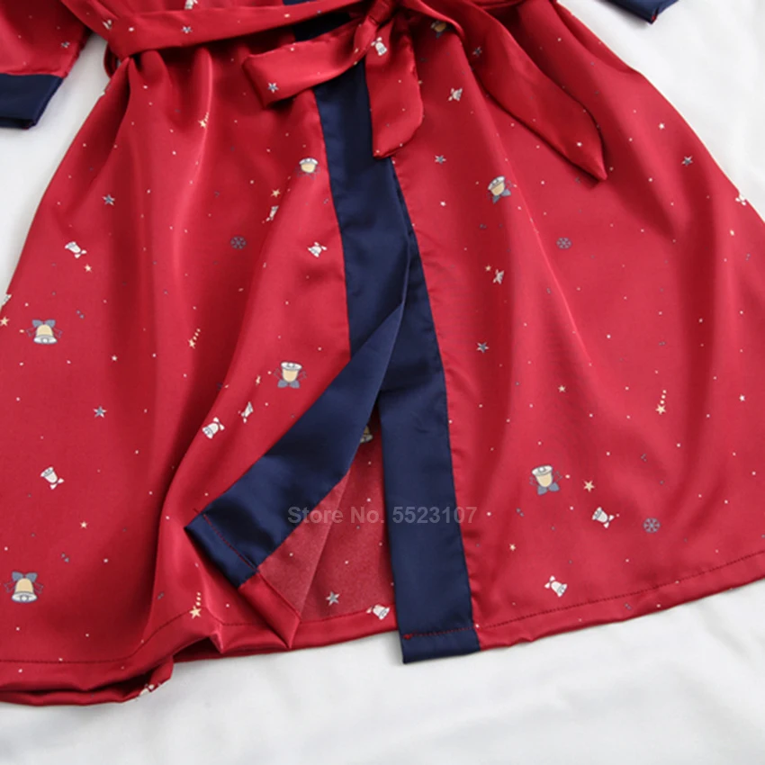 Халат женский атласный с глубоким V-образным вырезом свободный пикантный банный