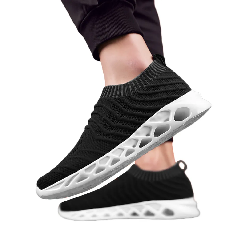 Мужские сетчатые кроссовки SAGACE черные и белые удобные легкие Нескользящие