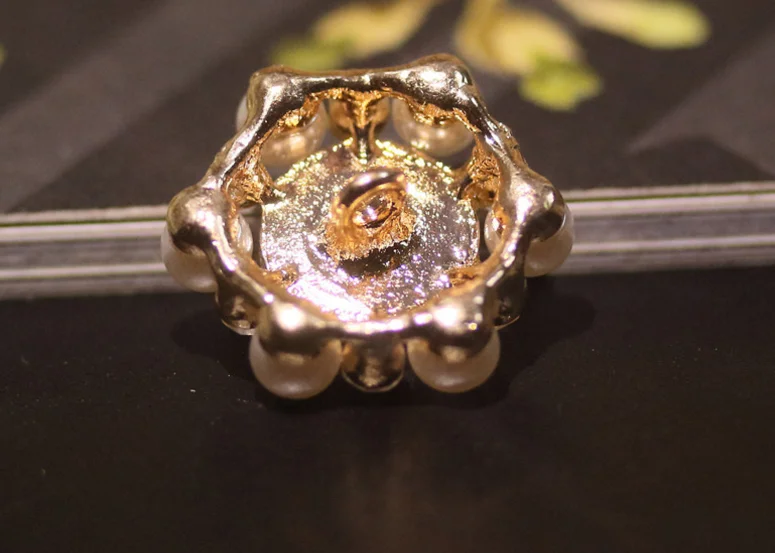 Высококачественная куртка со стразами и жемчужными пуговицами кардиган свитер