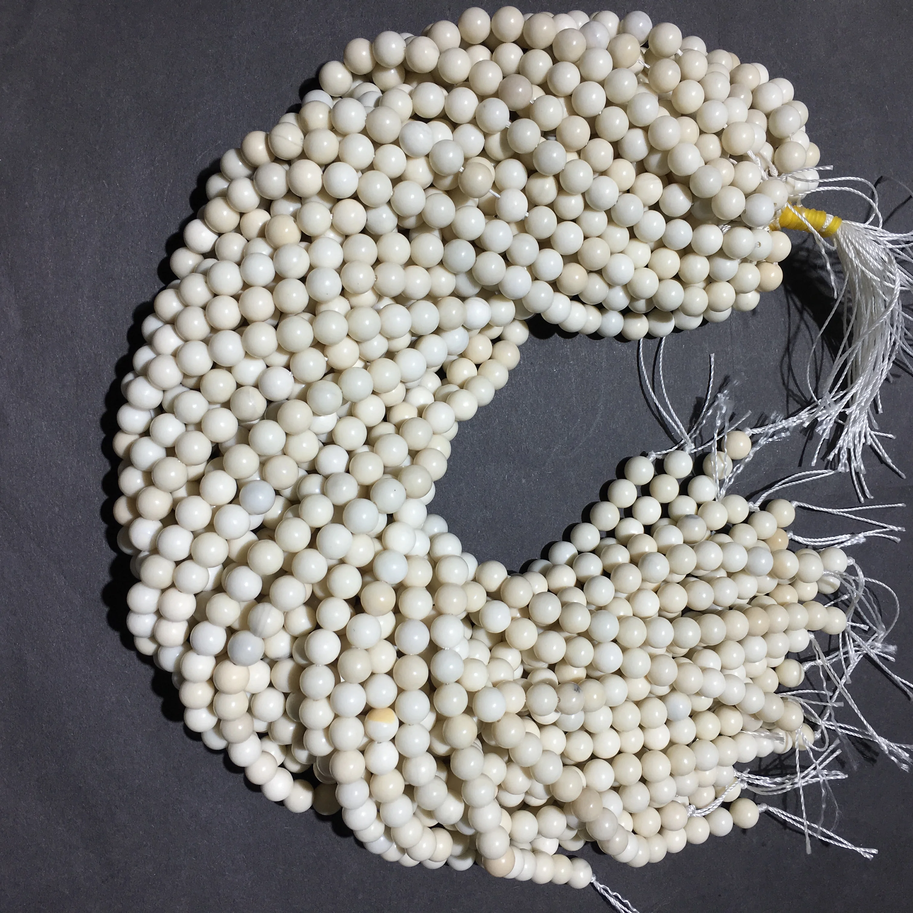 Заводская цена натуральный камень цвета слоновой кости гладкие круглые бусины