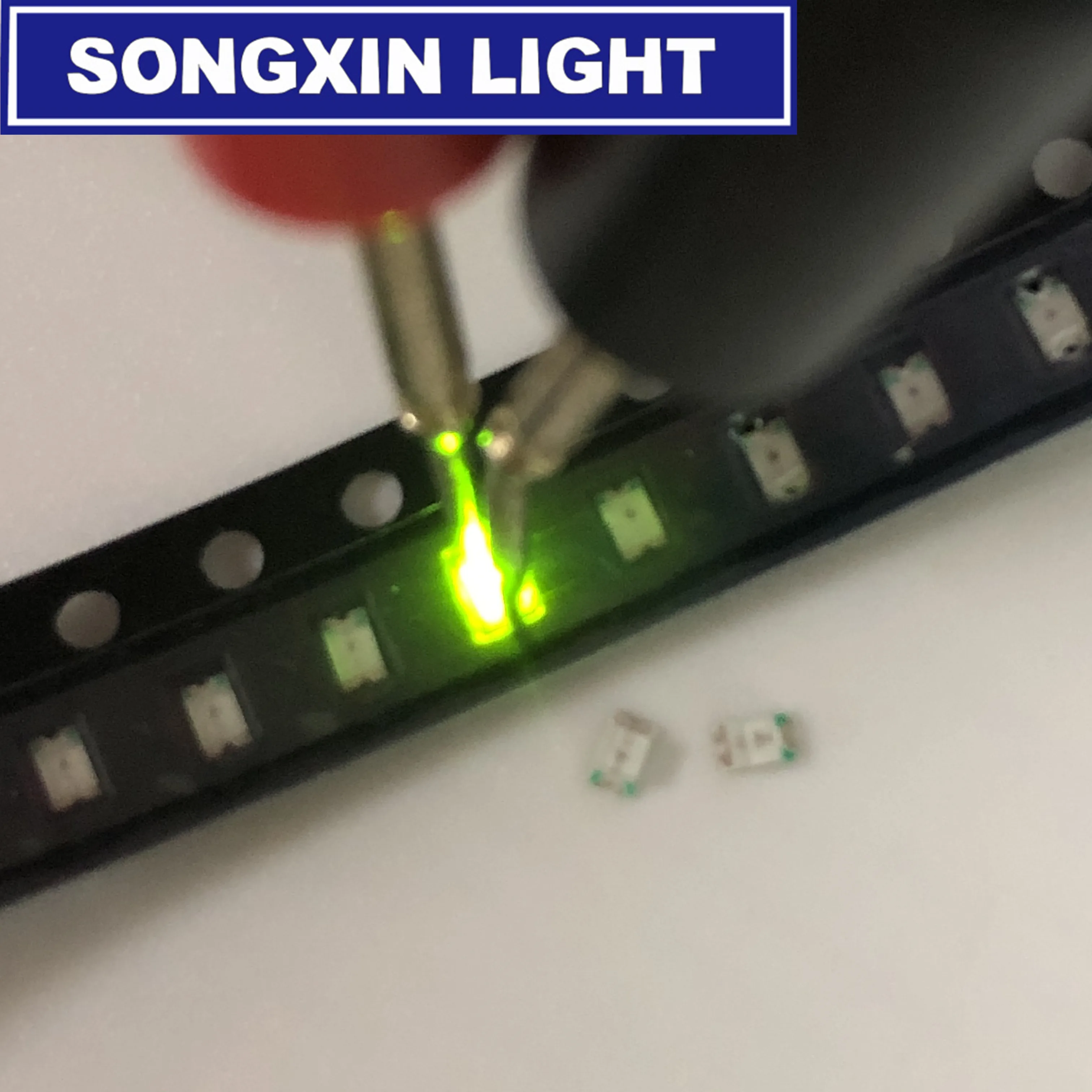 100 шт. сверхъяркий светодиод 0805 SMD зеленый новый свет нм 70 мкд I (мА):20 мА|smd led green|0805