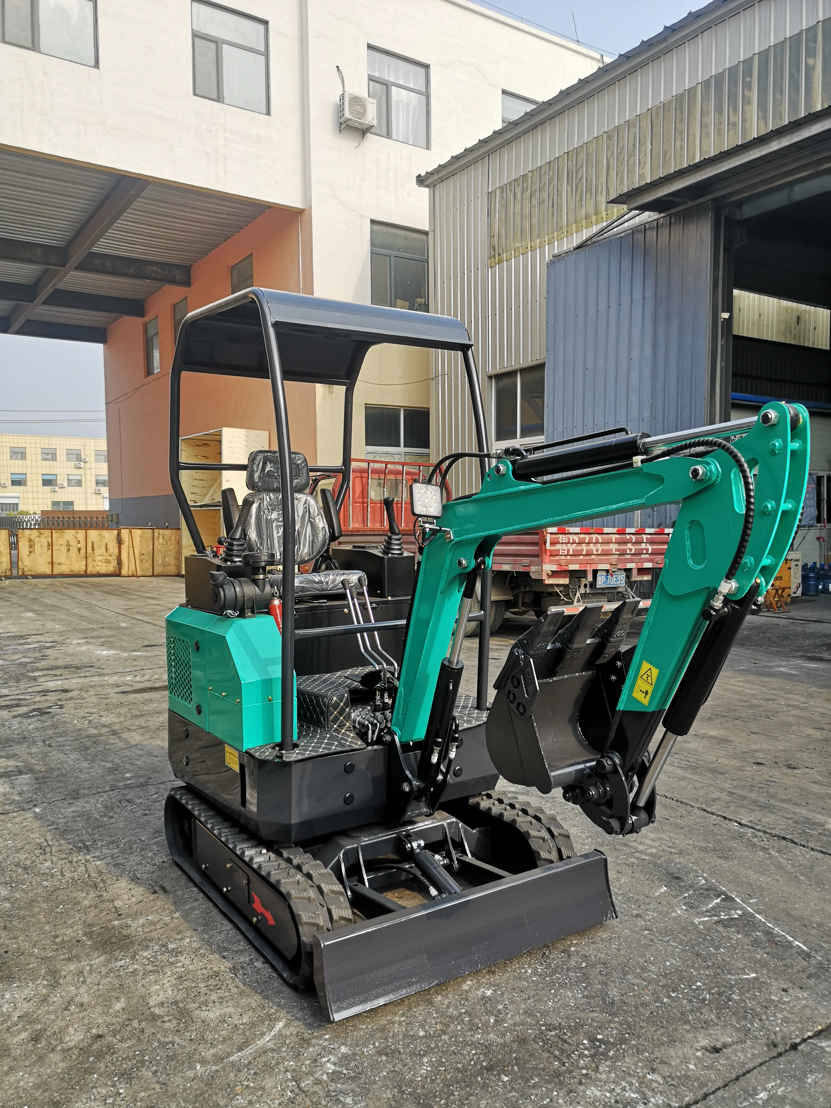 Сделано в Китае маленький Диггер тонны мини-экскаватор Synbon