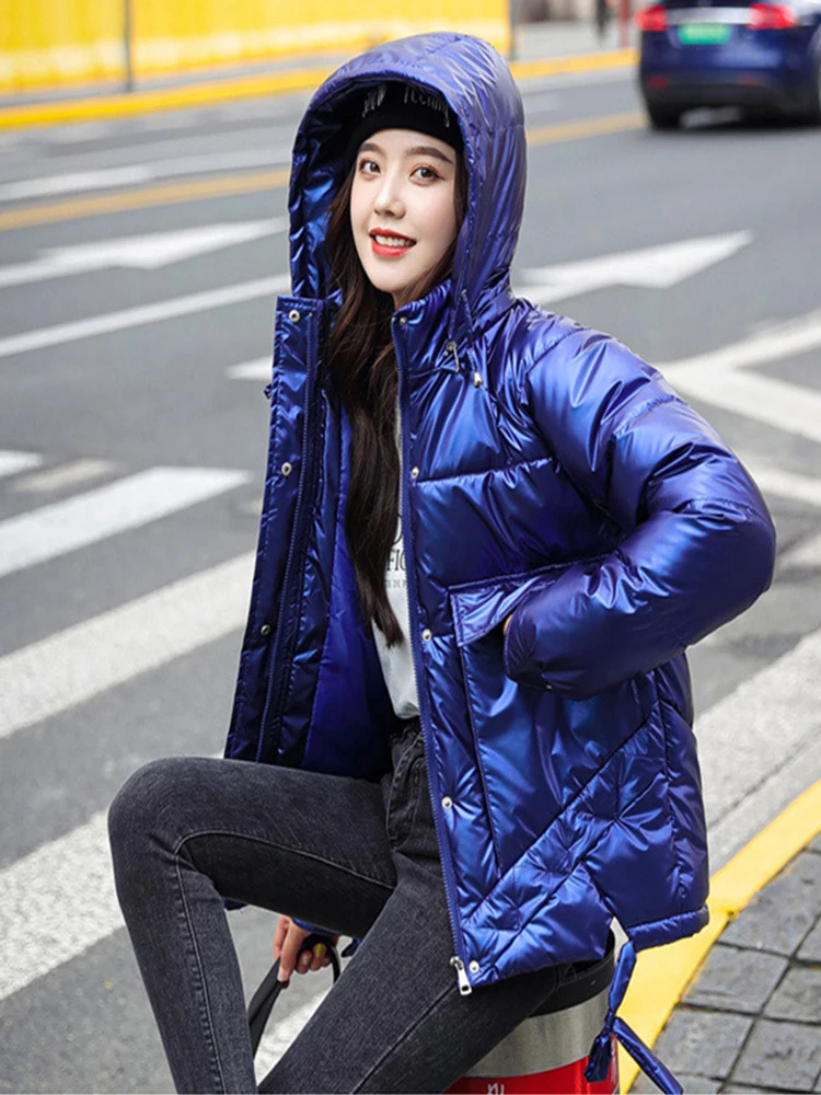 

2020 Winter Short Parkas Shiny Jackets Fashion Windproof Big Pocket Jackets Hooded Women Thicken Warm Casual Parkas Coat Female