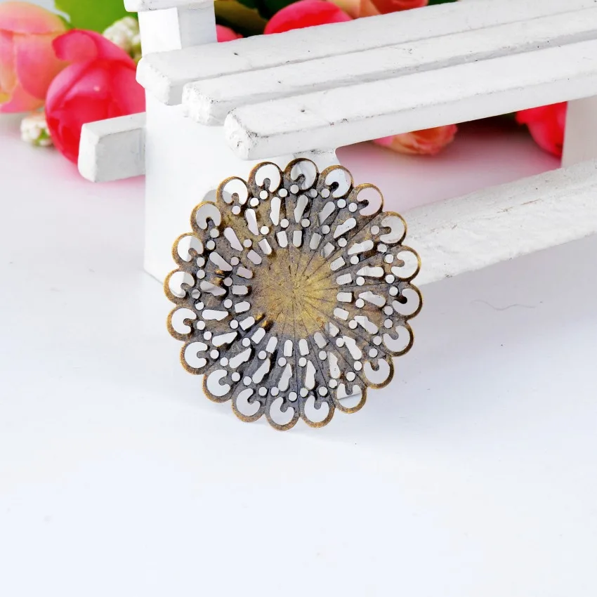 

Free Shipping 20Pcs DIY Ruond Filigree Wraps Connectors Hair Jewelry Accessories Ancient Fashion Decorative 37mm
