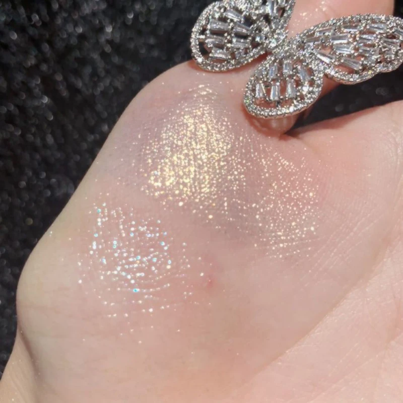 Хайлайтер для лица тела синего и золотого цвета водостойкий |