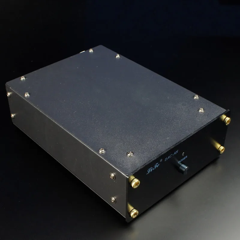 

LITE DAC-AH decoder 8 TDA1543 in parallel, up to 44.1KHz/16Bit, DAC Coaxial + Fiber Input