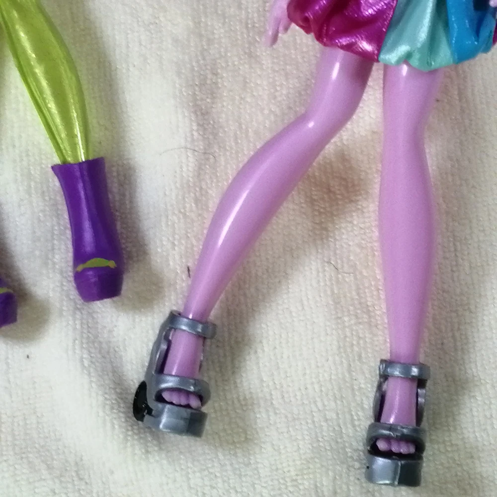 1 Оригинальная кукла девушка Инопланетянин международная торговля 20 см (8 дюймов)