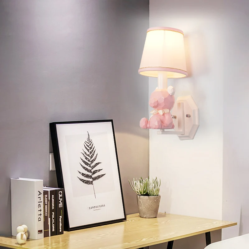 

Современный настенный светильник с милым медведем для девочек, Креативный светодиодный светильник из смолы в стиле арт-деко, приспособлени...