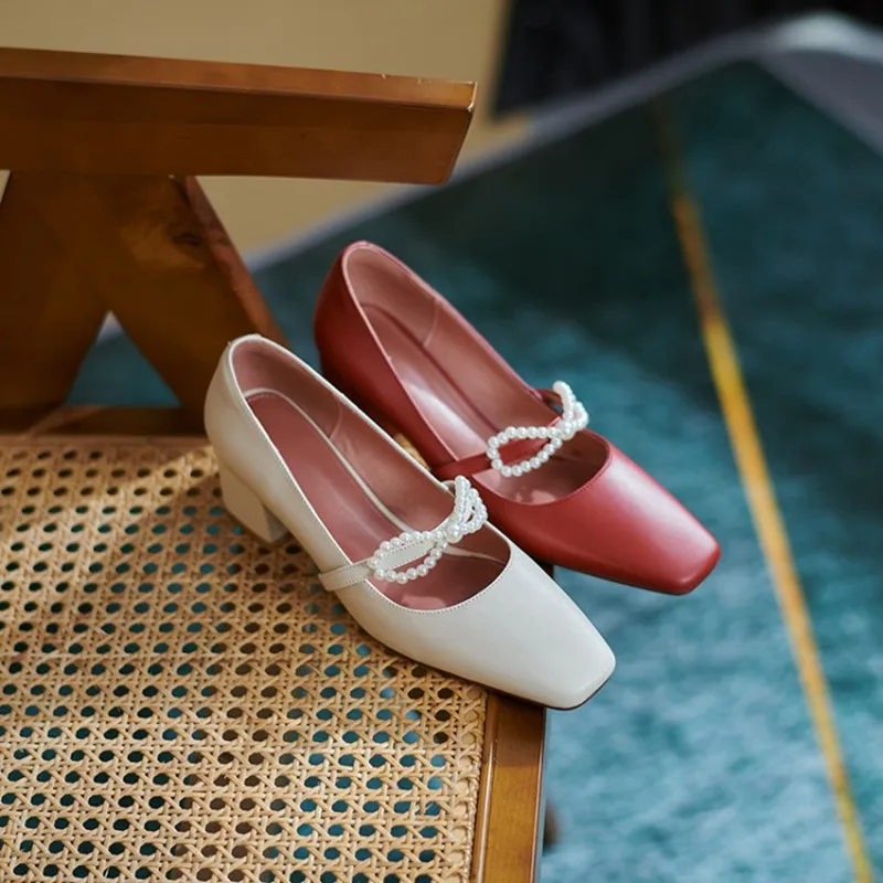 

Элегантного нежного образа, жемчужинами и бантом-галстуком-бабочкой женская обувь мягкие удобные сапоги из натуральной кожи женские туфли-...