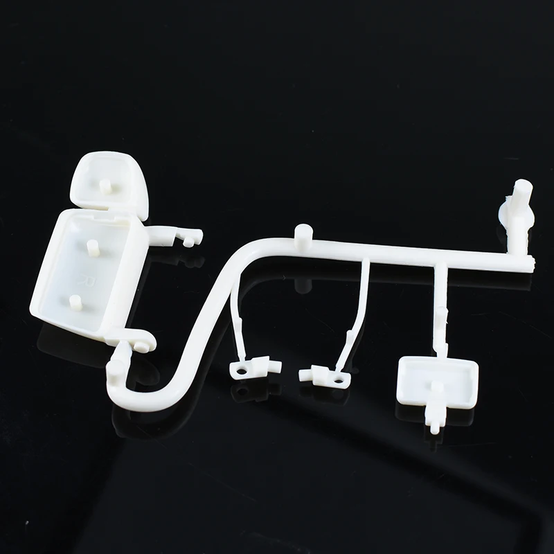 1 пара пластиковых зеркал зад