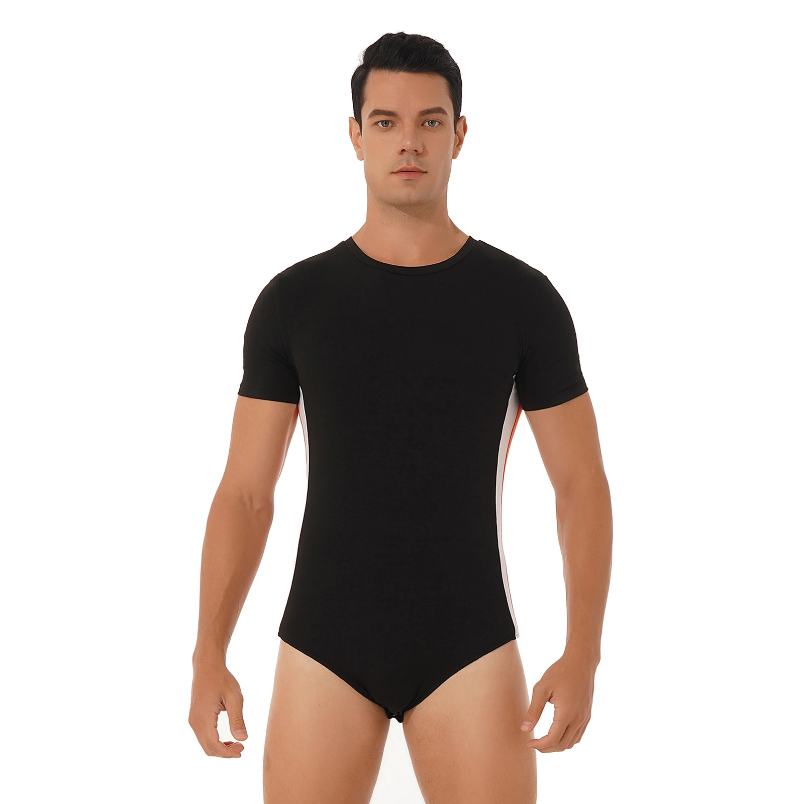 Комбинезон мужской гимнастический с короткими рукавами и пуговицами на