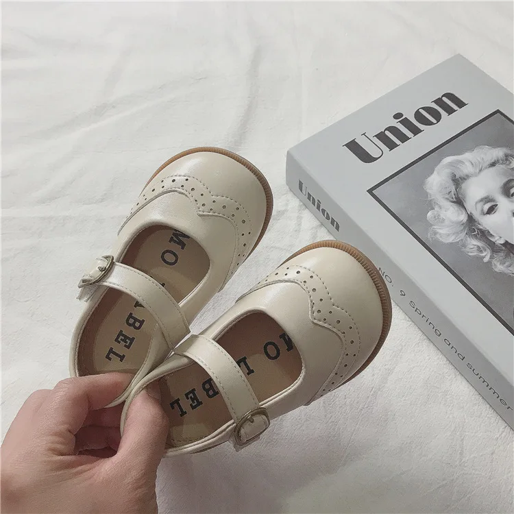 

2021 Spring New Girls' Soft Bottom Shoes Little Girl Leather Shoes Spring and Autumn Models of Children's Princess Shoes