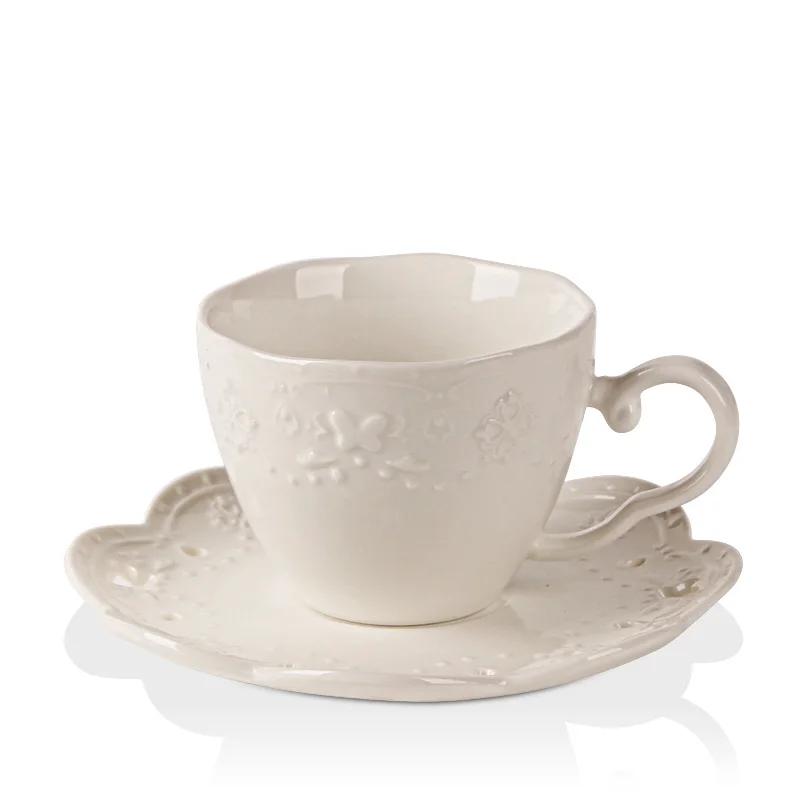 

European Creative Tea Cup Set Elegant White Reusable English Tea Cup Ceramics Afternoon Kubek Do Kawy Home Accessories EI50BD