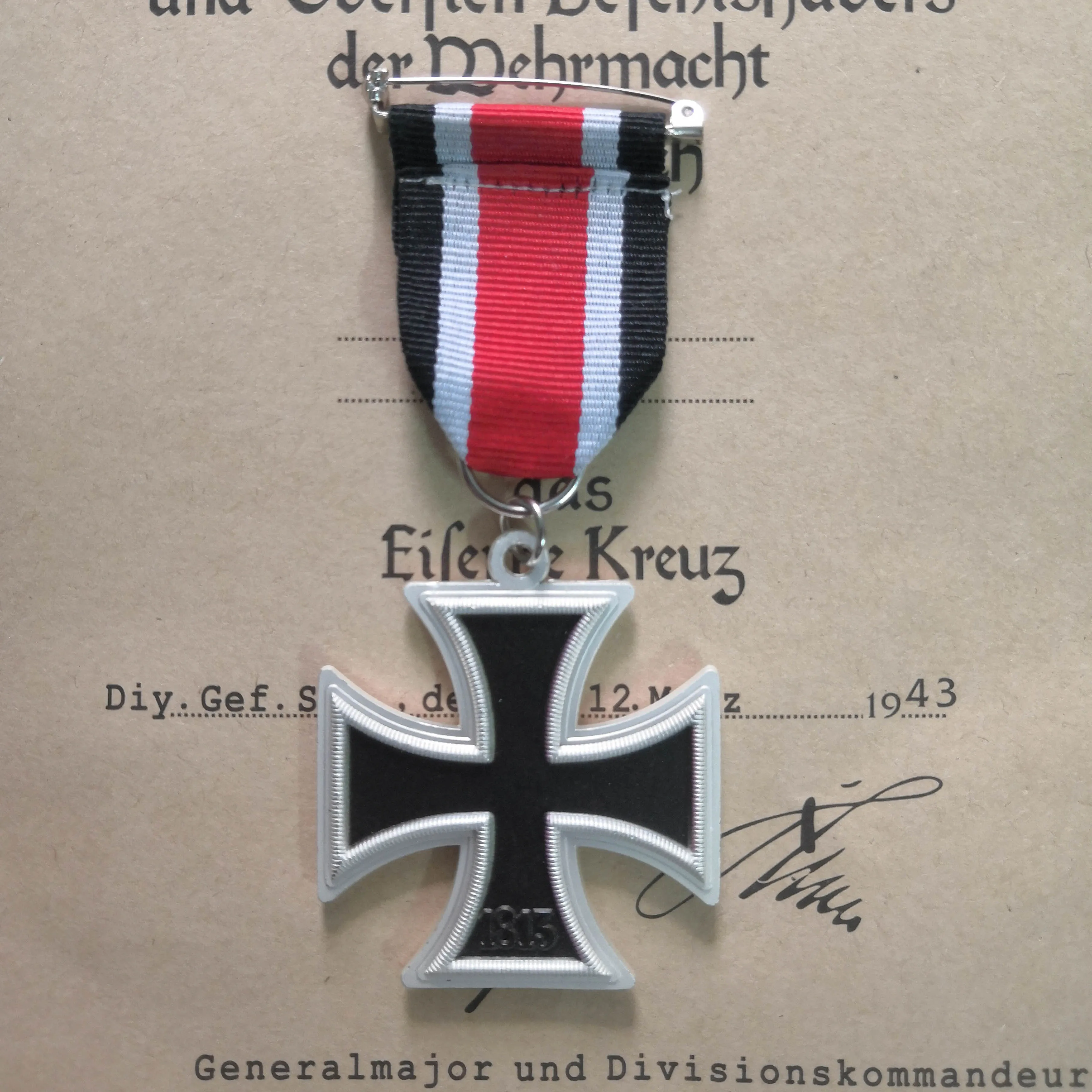 

Germany 1939 Iron Cross Medal Badge 2nd Class with Ribbon Military Fan Decoration Deutschland Eisernes Kreuz II. Klasse EK2