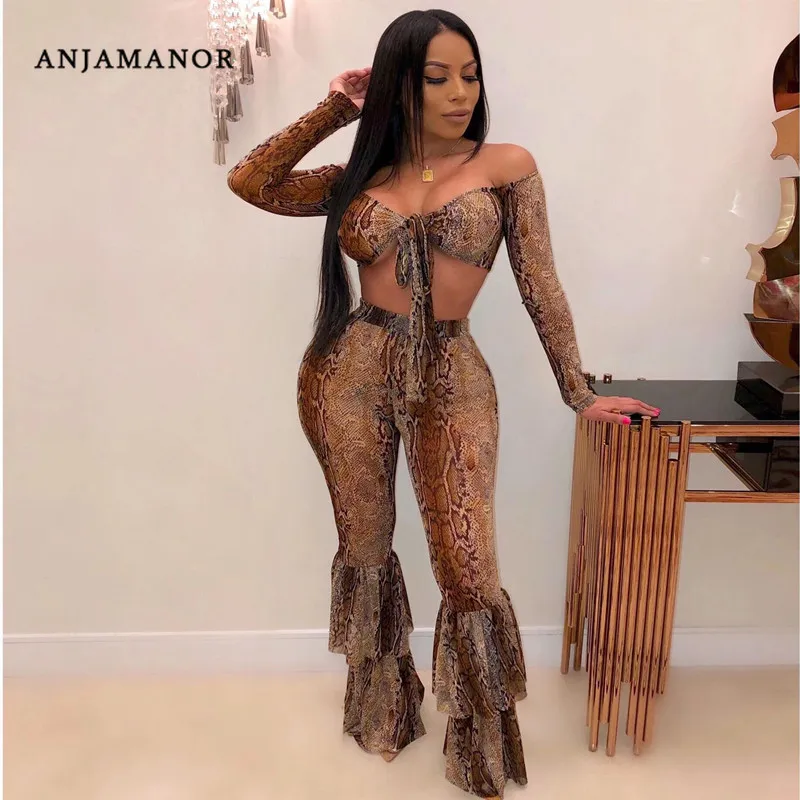 Женский короткий топ с длинным рукавом и брюки принтом змеиной кожи| |