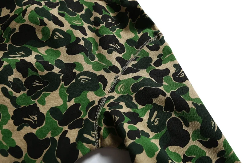 

Bape Camouflage Velvet Zip Up Hoodie Men Tracksuit Hooded Sweater Coats Jacket Couple Clothes