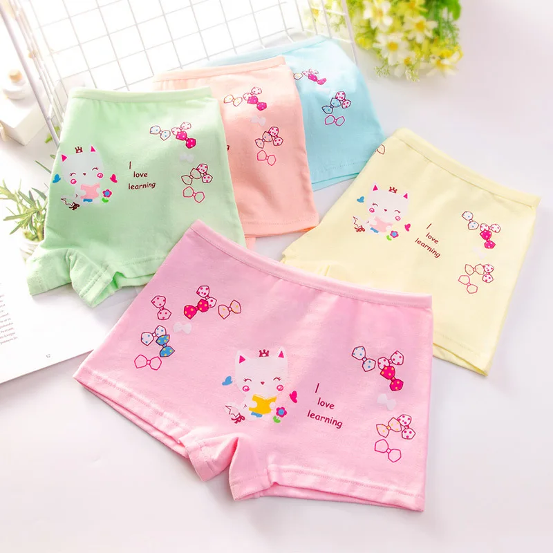 

Cotton Girls' Boxer Shorts Baby Underwear Cartoon Breathable Underpants 5 Piece Set of Children's Underwear for 2-12 Years Old