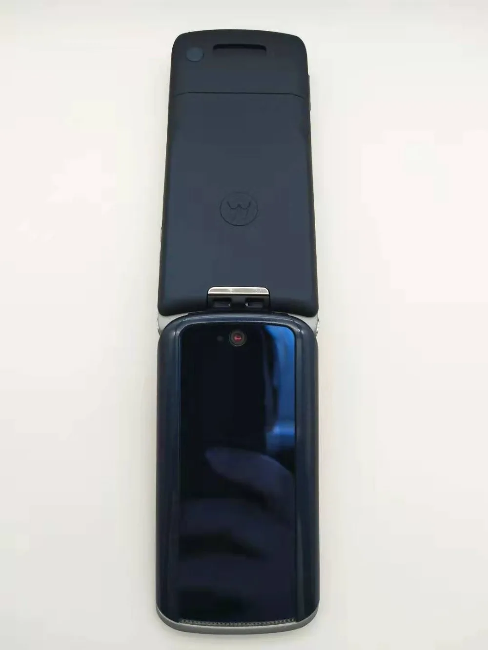 Motorola Krzr K1 флип разблокированный GSM Bluetooth MP3 FM радио мобильный телефон Восстановленный