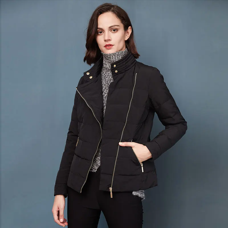 Модная женская мотоциклетная куртка на молнии короткая 90% пуховая белом утином