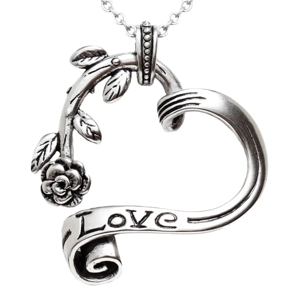 

Fashion Rock Gothic Skull Cross Pendant Necklace Women's Holiday Gift Jewelry Wholesale