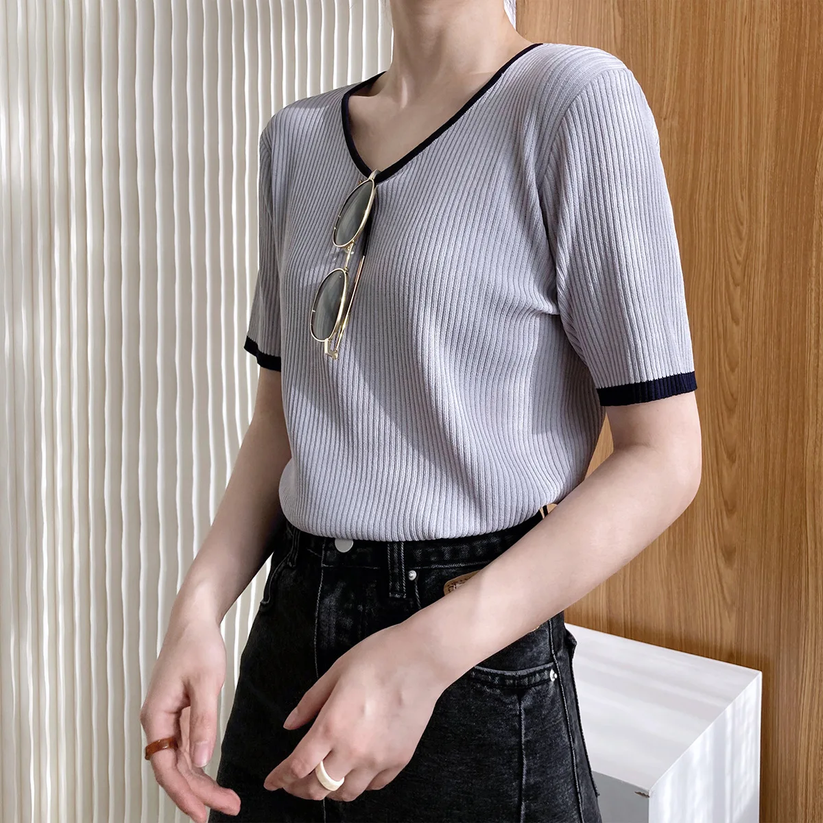 

Basic Simple Thin Knitted T-shirt Pullover Women Korean Style Casual Short Sleeve Tee Fashion Slim Cropped Tops Summer 2021