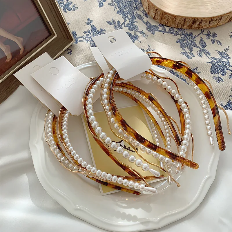 

Fashion New Leopard Print Pearl Hair Hoop Three-piece Set Autumn Simple Wild Wave Hairpin Combination Hair Accessories