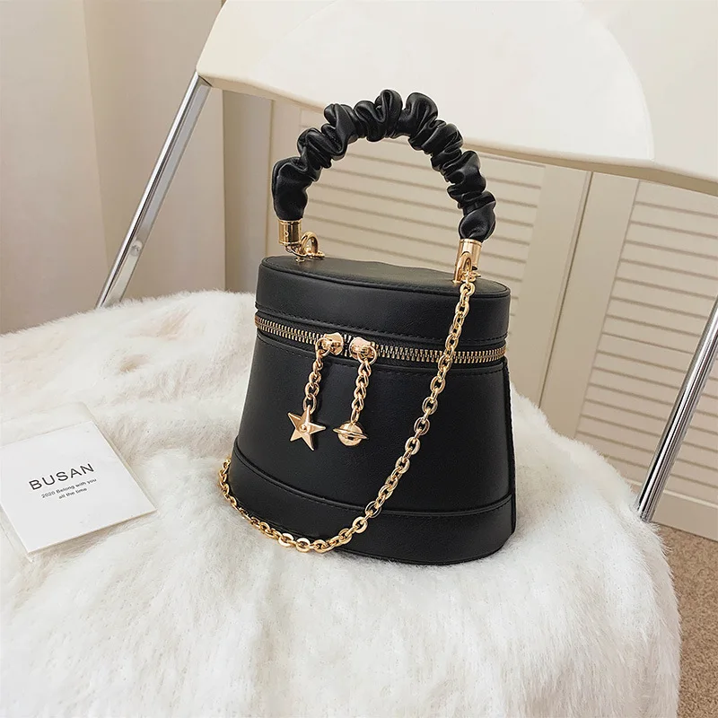 

2021 New Fashion Brand Designer PU Bucket Bag High Quality Chain Round Bucket Messenger Bag Retro Casual Simple Ladies Handbag