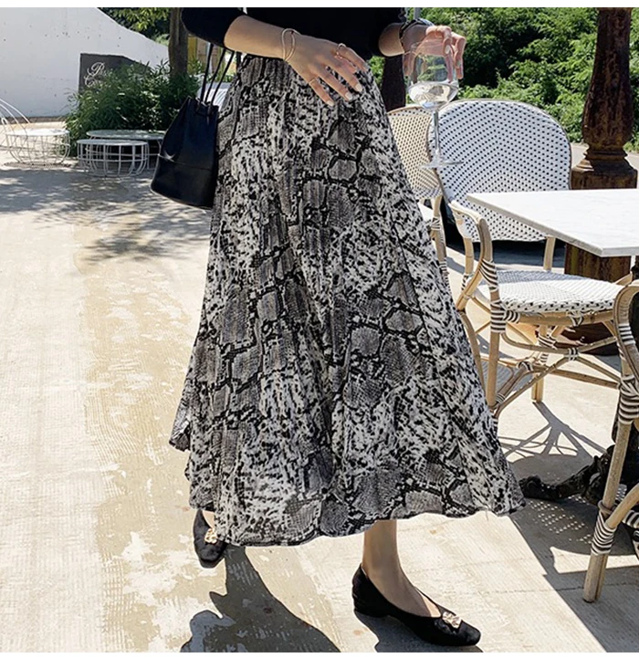 Женская длинная юбка с леопардовым и змеиным принтом SURMIITRO, плиссированная юбка с высокой талией в корейском стиле для женщин осенью зима