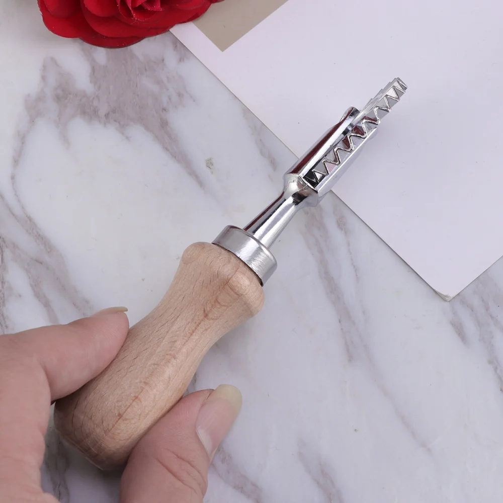 Инструмент для выпечки из нержавеющей стали со шнуровкой и тиснением десертная