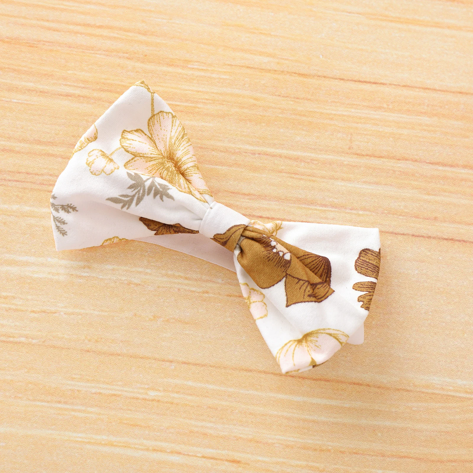 

Pudcoco 2020 Summer 0-24M Toddler Baby Girl 3Pcs Set Sleeveless Ruffled Button Bodysuit+Floral Print Back Ruffled Shorts+Bow