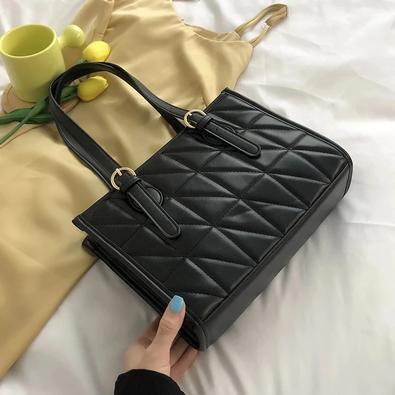 

Small Totes Shoulder Bags for Women 2021 PU Leather Winter Brand Luxury Designer Trends Female Black Handbags Purses