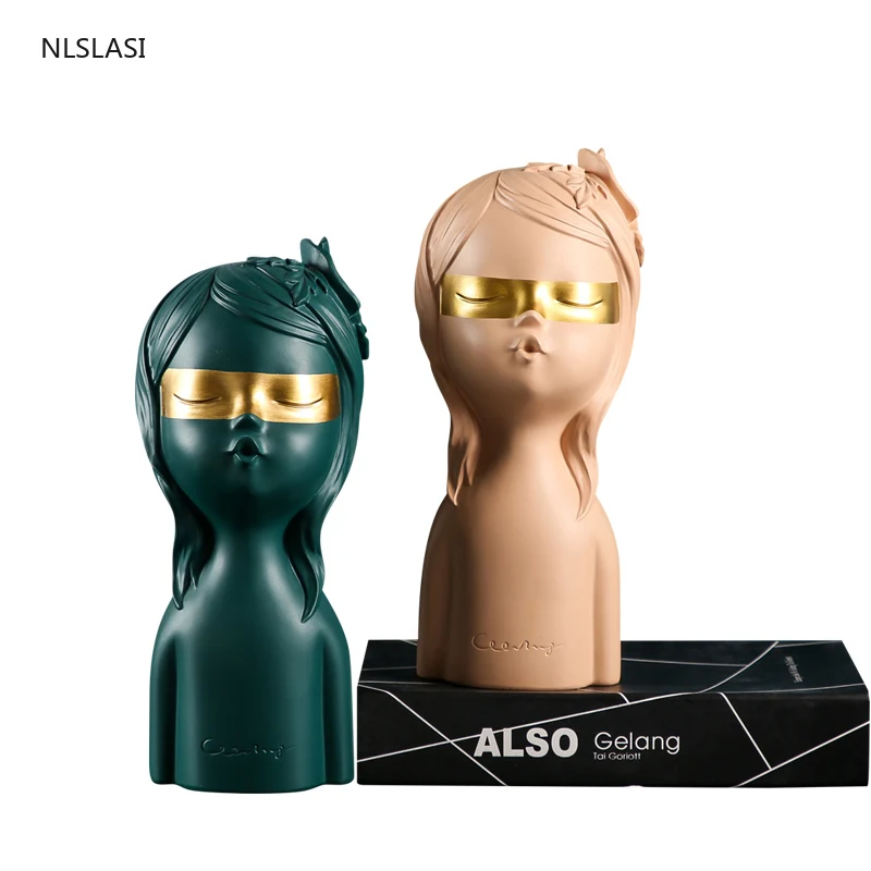 

Nordic Cute girl Character Figurine Ornaments Resin Sculpture Crafts Modern Art Office Desktop Decoration Home Decor accessories