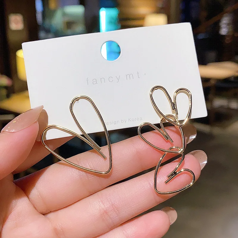 

925 silver needle unsymmetrical Love Earrings with long and short personality