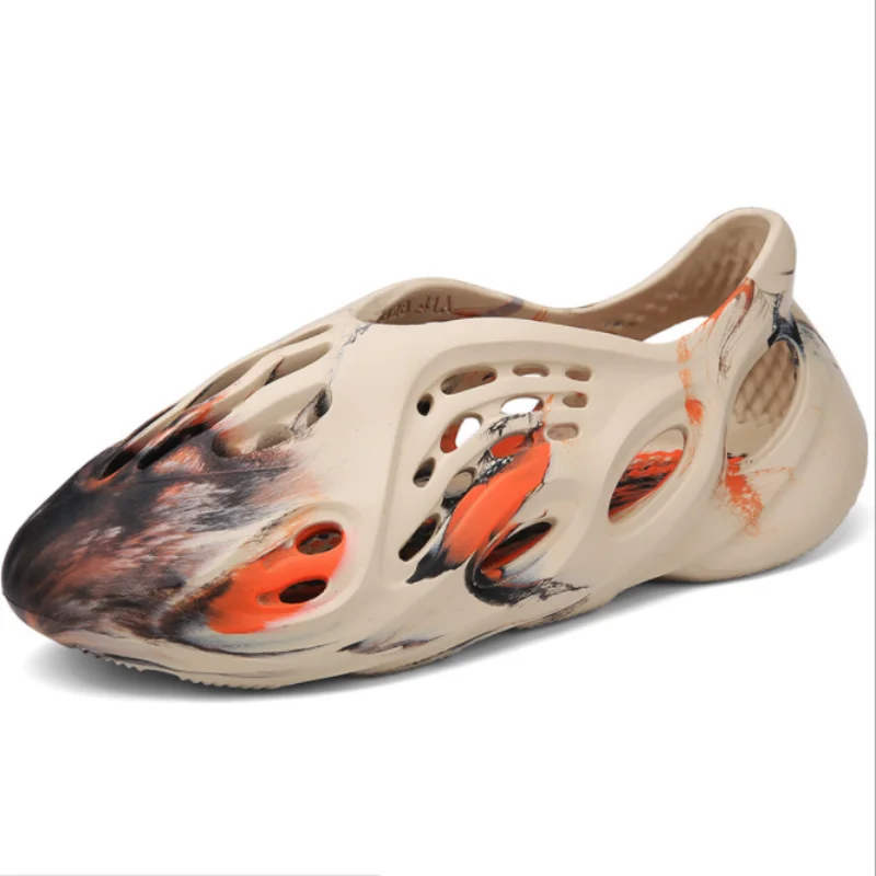 

New Summer Men's Casual Sandals Outdoor Women Beach Shoes Fashion Indoor Slippers Wading Lazy Hole Shoes Couple Camouflage Gray