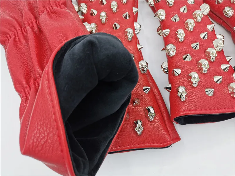 [Серебряные заклепки в виде черепа] красный чехол из искусственной кожи для