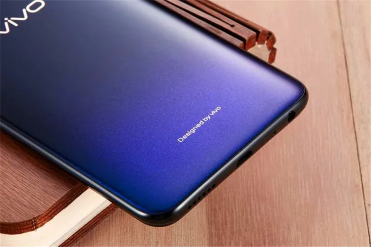 Vivo Z3 мобильный телефон 4G LTE Snapdragon 710/670 Восьмиядерный 4G/6G+ 64G/128G 6," FHD+ инфракрасный Телефон для пробуждения лица E Android 8,1