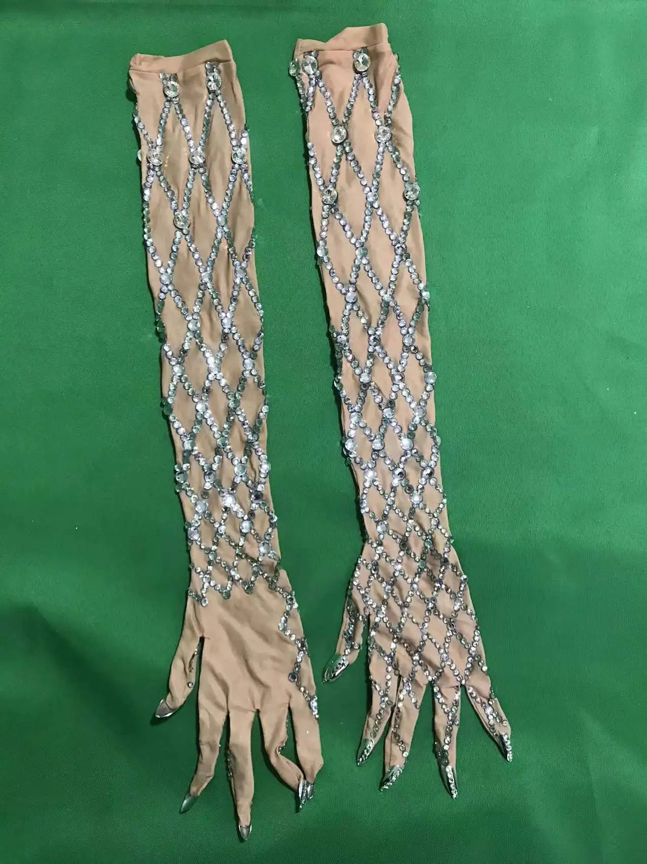 

2022 Luxurious Stretch Rhinestone Plaid Gloves Women Sparkling Crystal Long Gloves Nightclub Dancer Singer Stage Accessories